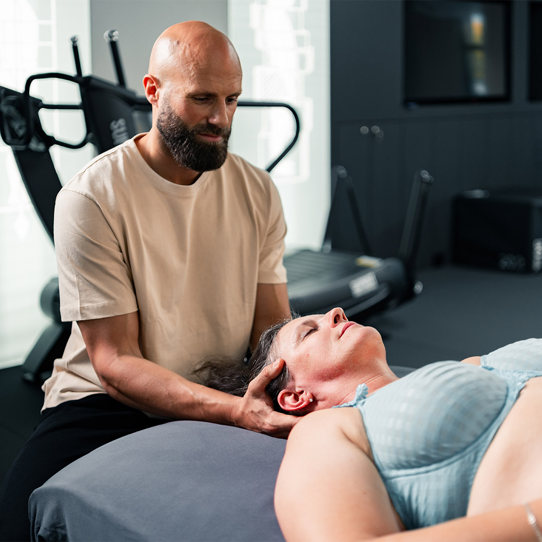 Rolfing hilft bei Schmerzen
